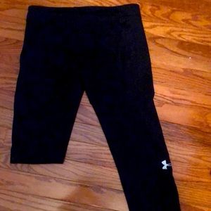 NWOT UNDER ARMOUR SPORT LEGGINGS